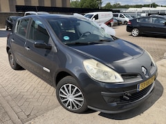 Renault Clio - 1.2-16V Rip Curl | Nieuw Binnen | Lees Tekst | Zo Mee | Read Text