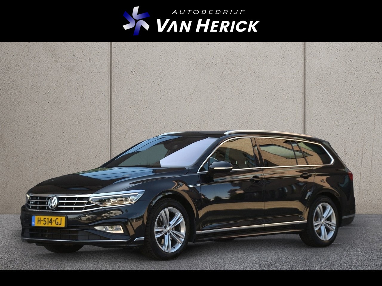 Volkswagen Passat Variant - 1.5 TSI Elegance Business R-Line 150PK | Panoramadak | Travel Assist | Achteruitrijcamera - AutoWereld.nl