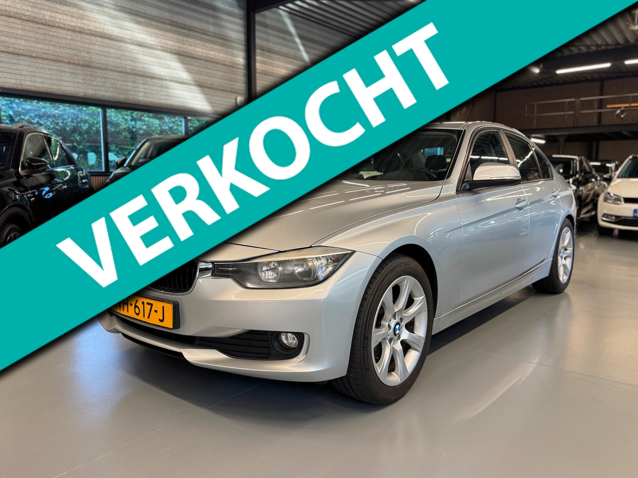 BMW 3-serie - 316d Executive Automaat l Navi l Cruise - AutoWereld.nl