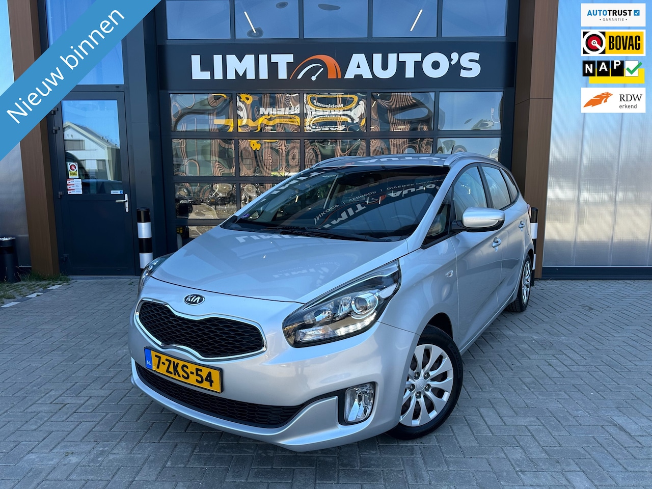 Kia Carens - 1.6 GDi ComfortLine Climate/Camera/Navi/Cruise/7pers/Nap/Apk - AutoWereld.nl