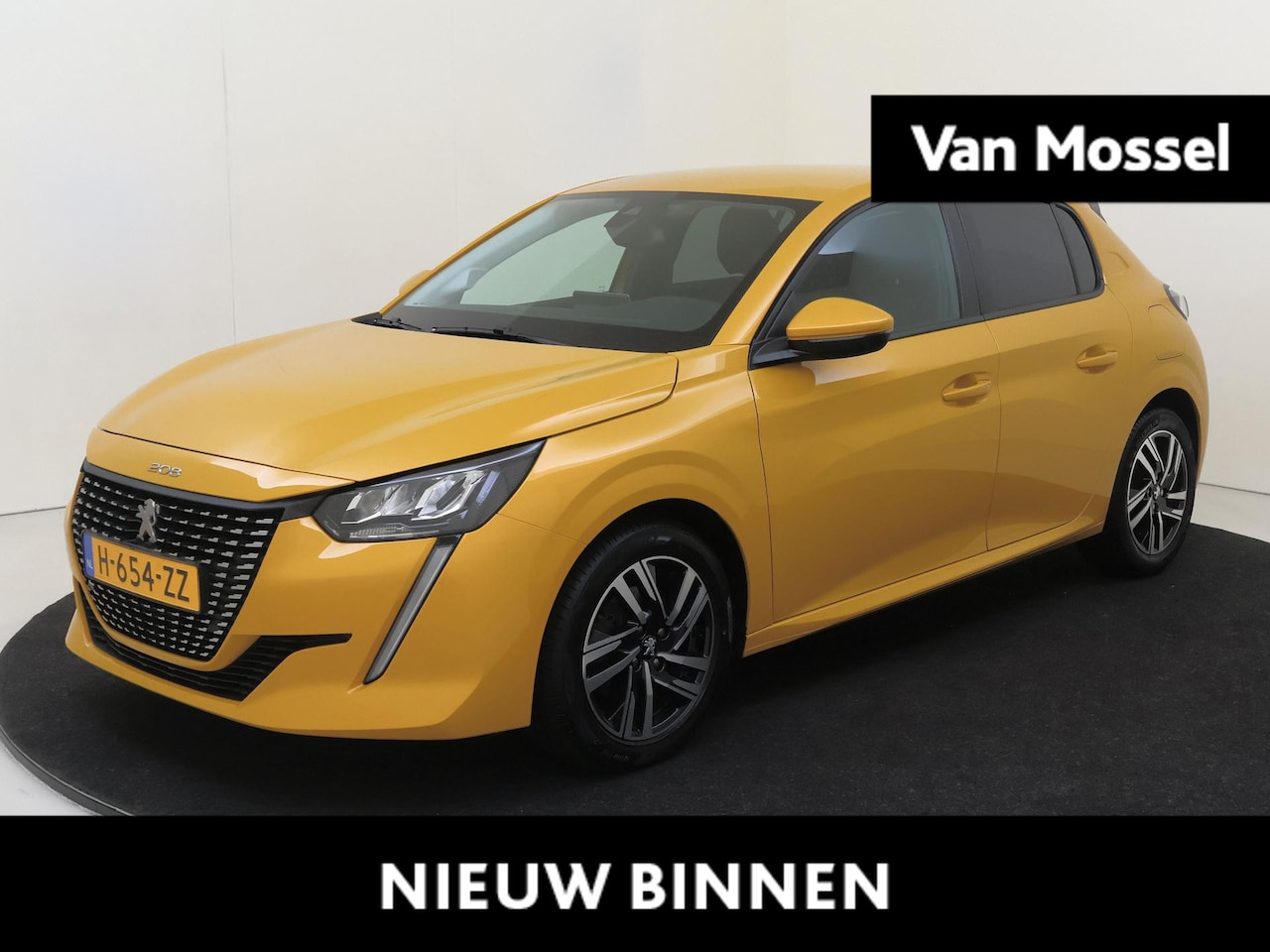 Peugeot 208 - 1.2 PureTech Allure | Airco | Navigatie | Parkeer Camera Achter | Parkeersensoren Achter - AutoWereld.nl