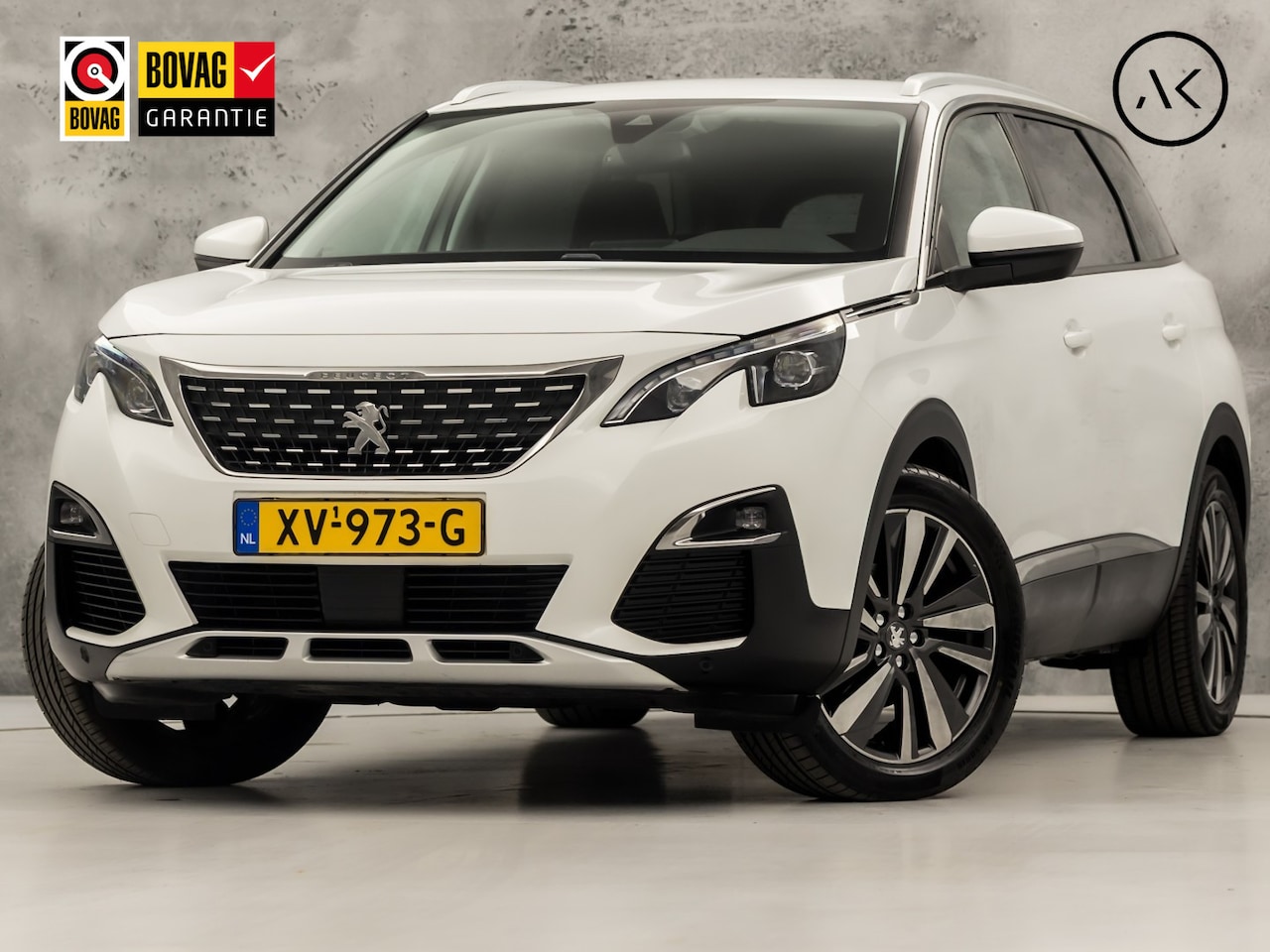 Peugeot 5008 - 1.2 PureTech Allure Sport 7 Persoons Automaat (APPLE CARPLAY, GROOT NAVI, LEDER, LED KOPLA - AutoWereld.nl