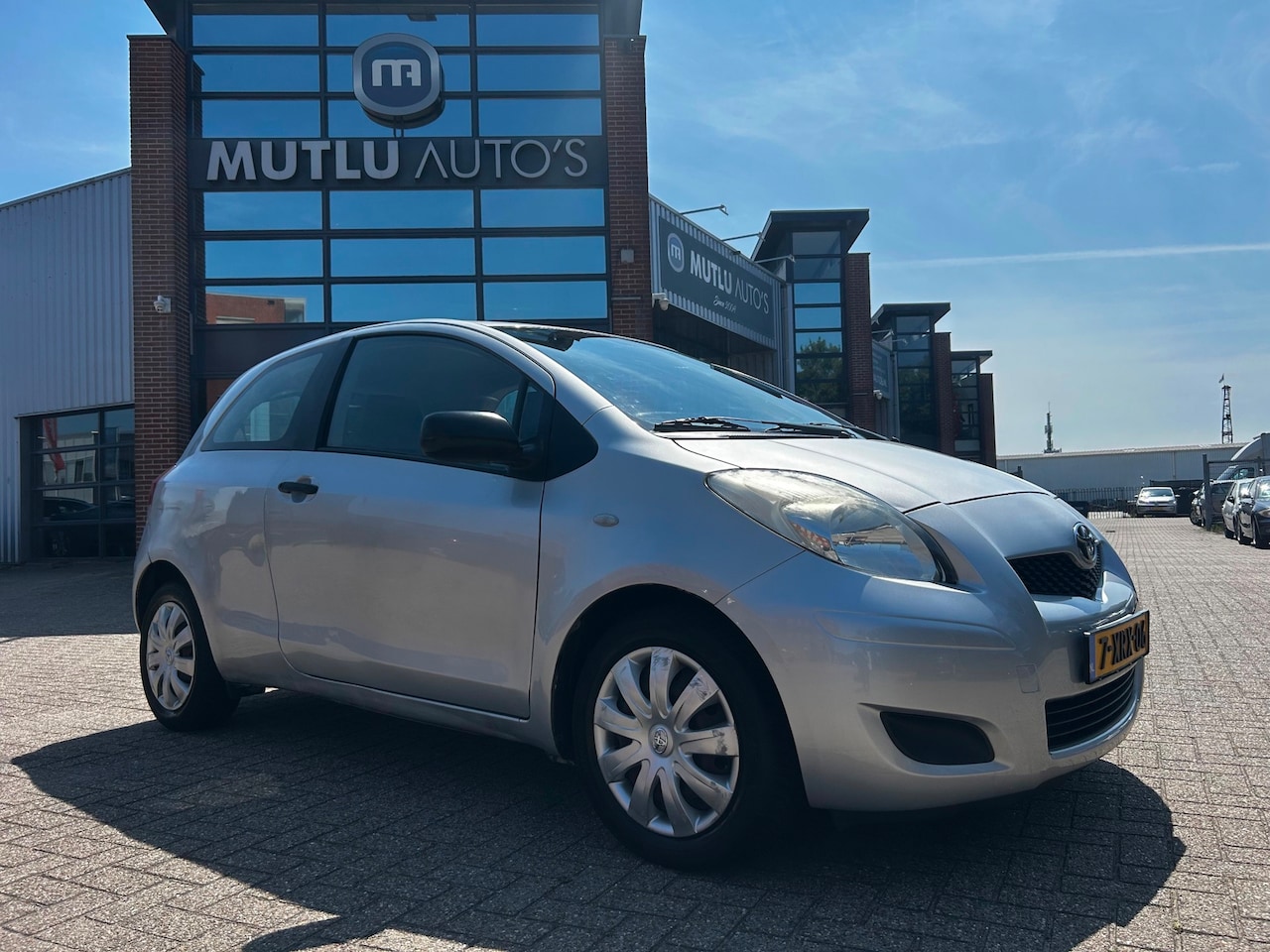 Toyota Yaris - 1.3 VVTi Comfort 1.3 VVTi Comfort Airco APK - AutoWereld.nl