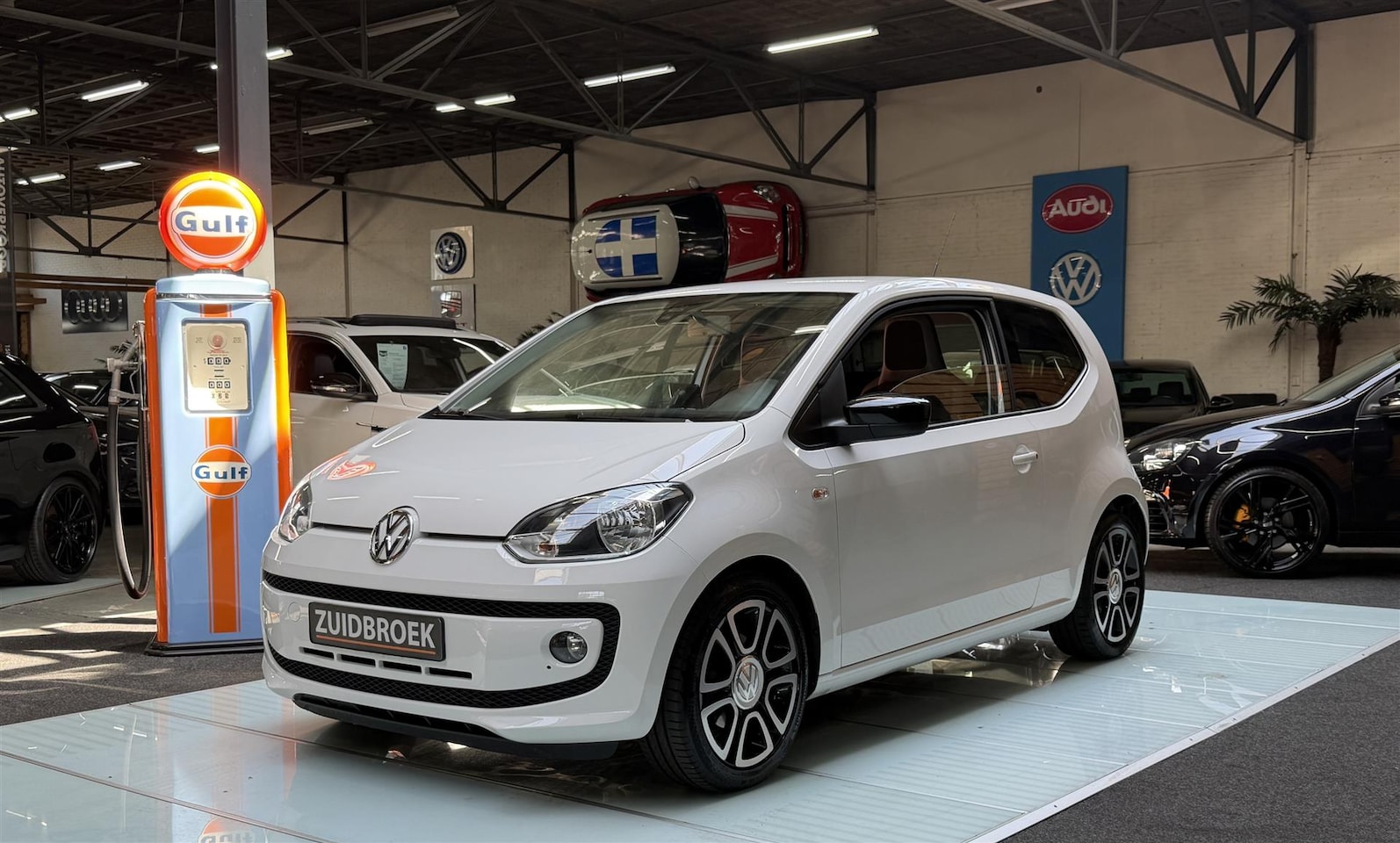 Volkswagen Up! - 1.0 90DKM | Navi | Airco | 3-DRS - AutoWereld.nl