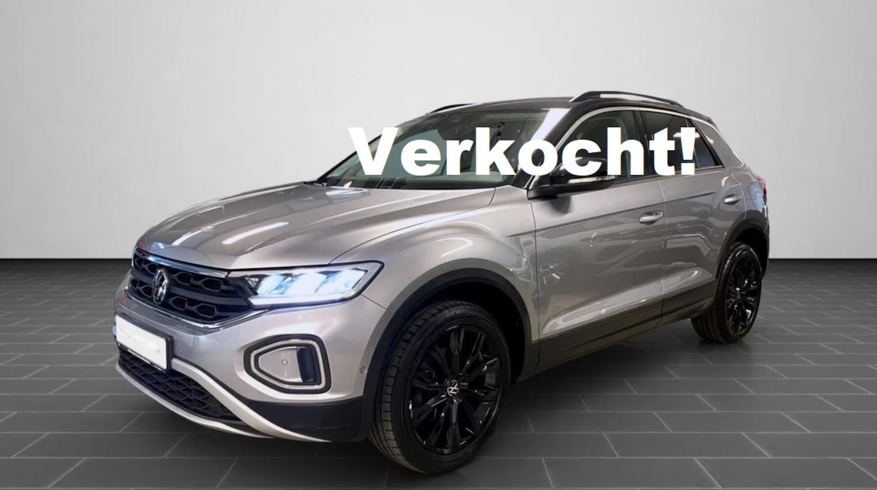 Volkswagen T-Roc - 1.5 Life DSG,Trekhaak, Navi, ACC - AutoWereld.nl