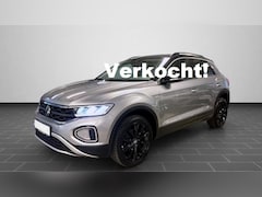 Volkswagen T-Roc - 1.5 Life DSG, Trekhaak, Navi, ACC
