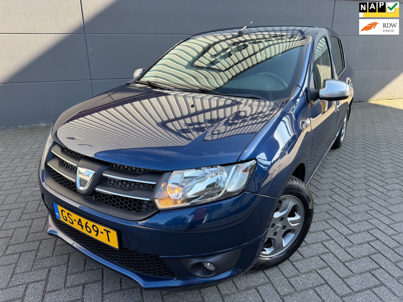 Dacia Sandero - 0.9 TCe Ambiance*NAVI*Trekhaak*Cruise*Bleutooth*Velgen*2eEigenaar*NEW-APK*NAP*C-D-afstands - AutoWereld.nl