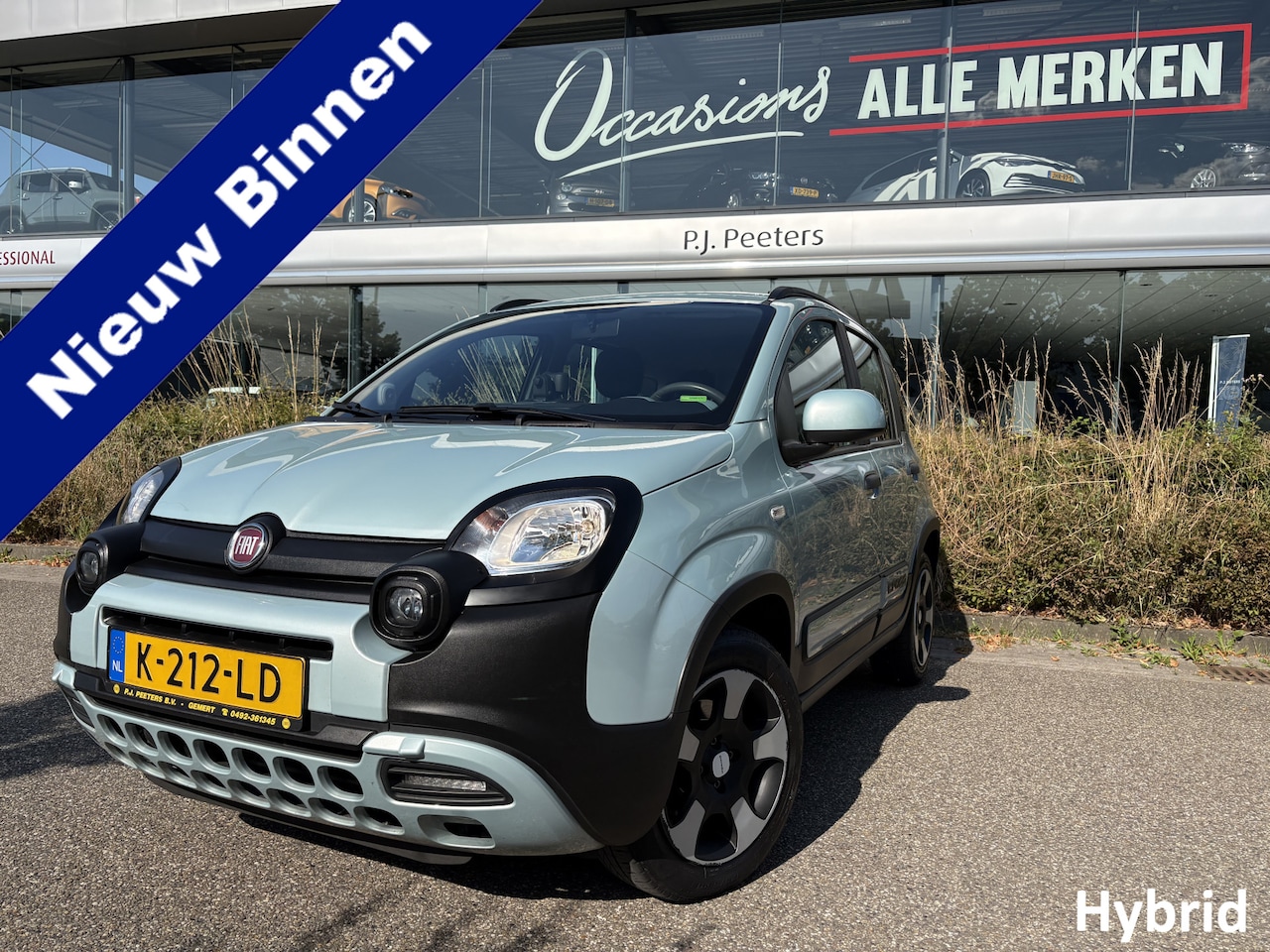 Fiat Panda - 1.0 Hybrid Launch Edition Airco - parkeersensor achter - Bluetooth - Dakrails - Radio - Le - AutoWereld.nl