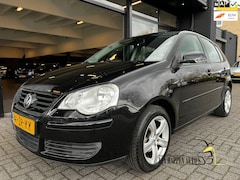 Volkswagen Polo - 1.4-16V Optive / automaat / apk 7-2027