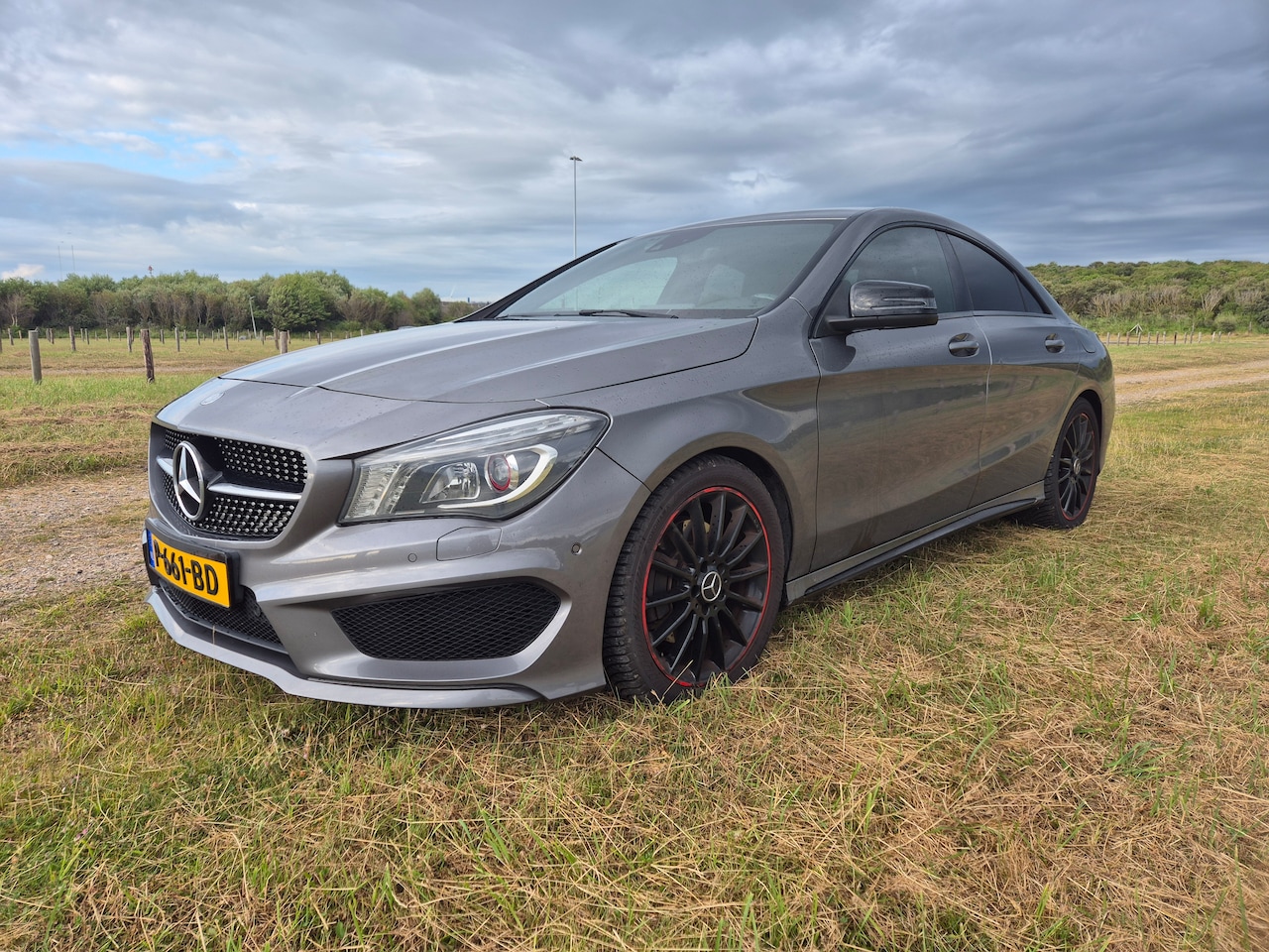Mercedes-Benz CLA-Klasse - 250 4MATIC AMG CarPlay TrekHaak - AutoWereld.nl
