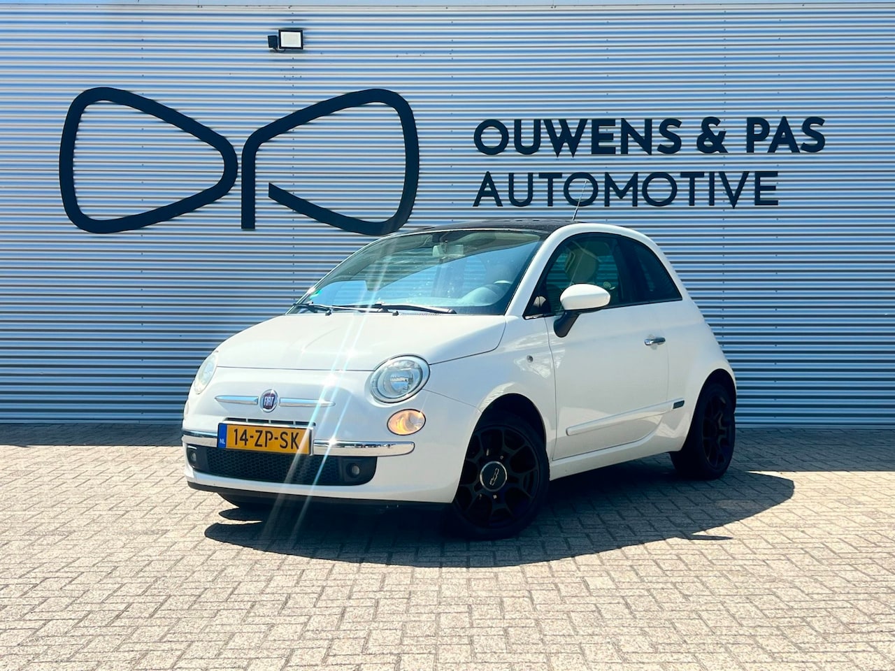 Fiat 500 - 1.2 Lounge | AUTOMAAT | PANORAMA | NAP | AIRCO - AutoWereld.nl