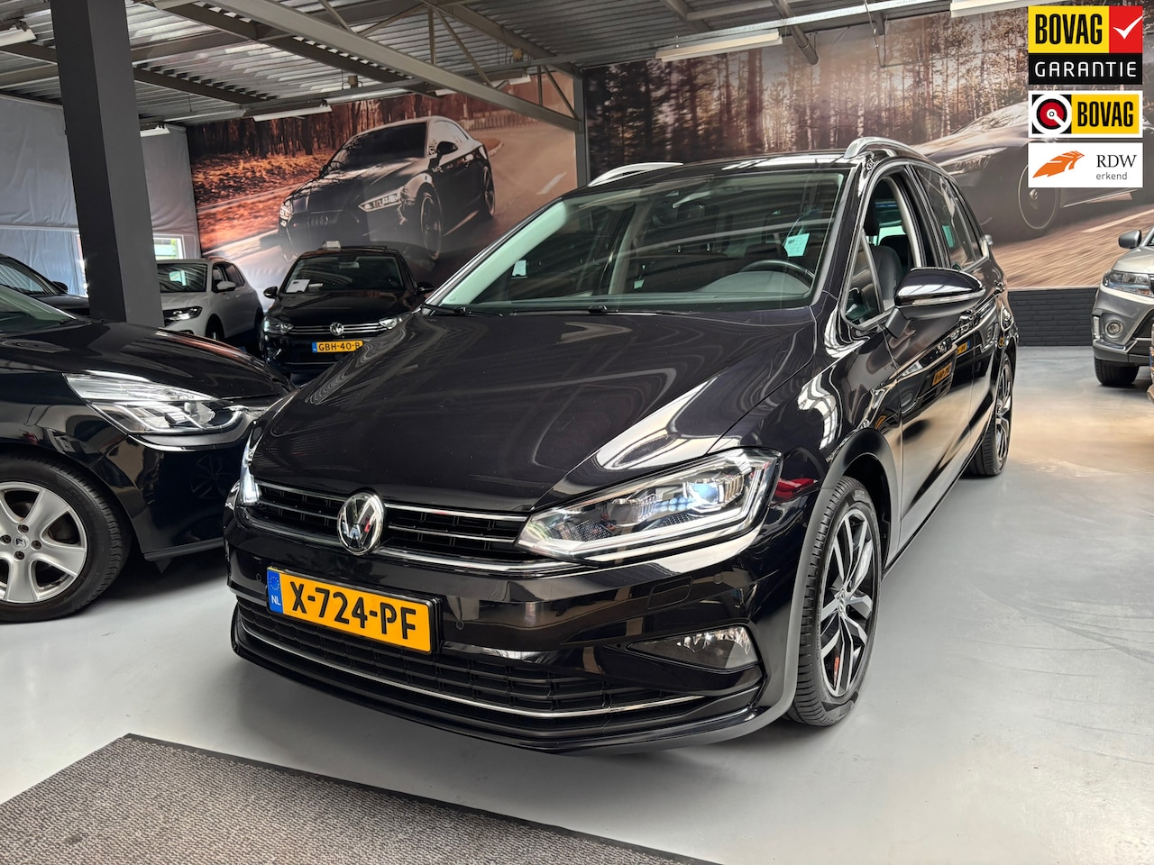 Volkswagen Golf Sportsvan - 1.0 TSI Highline Edition Camera / Navigatie - AutoWereld.nl