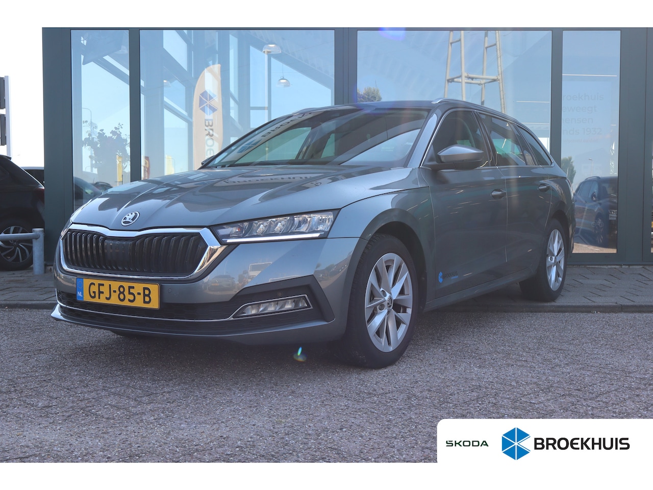 Skoda Octavia Combi - 1.0 e-TSI Business Edition | Apple Carplay/Android Auto|telefoonintegratie premium | Draad - AutoWereld.nl