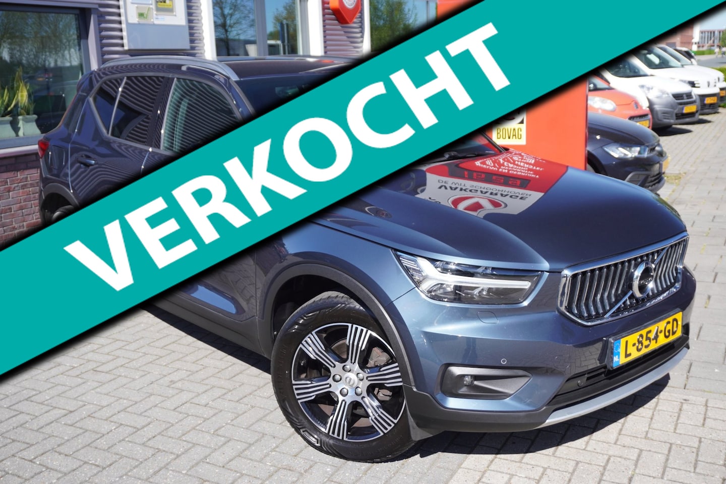 Volvo XC40 - 1.5 T3 Inscription / Carplay / Leder / Camera / Stoel en stuurverwarming / BLIS / Trekhaak - AutoWereld.nl