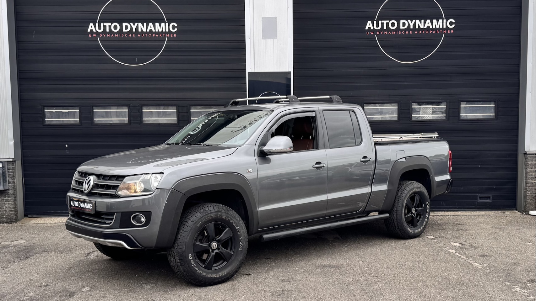 Volkswagen Amarok - 2.0 TDI 4Motion DC Highline 5 pers Leer | Cover | Standkachel | Marge - AutoWereld.nl