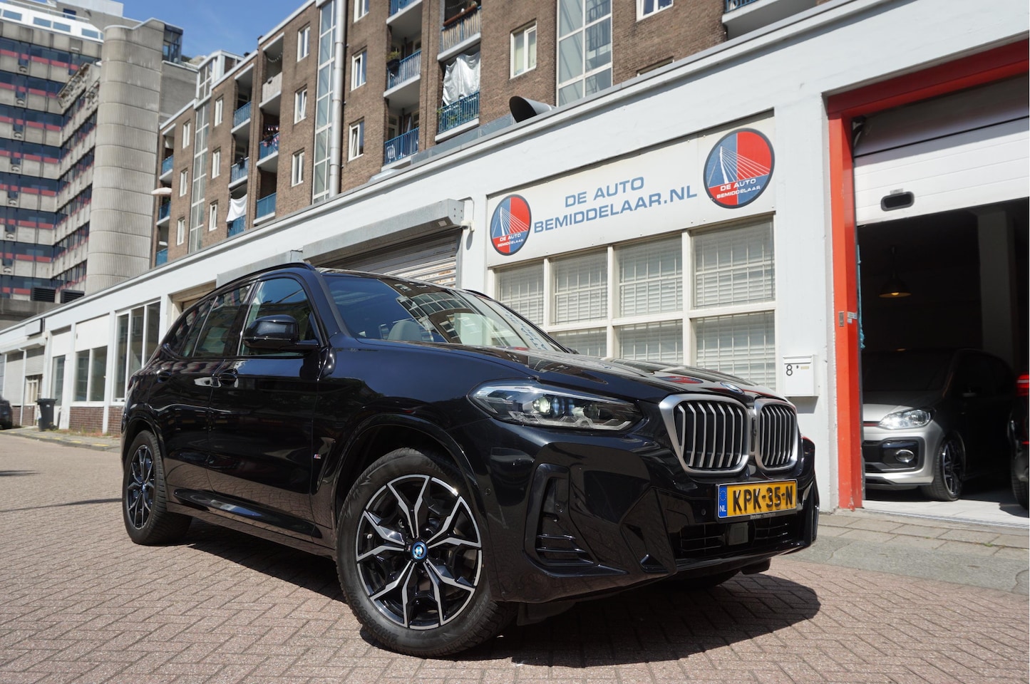BMW X3 - xDrive30e High Executive M-SPORT | Trekhaak | Panoramadak | Adaptive + Lane | BTW auto | A - AutoWereld.nl