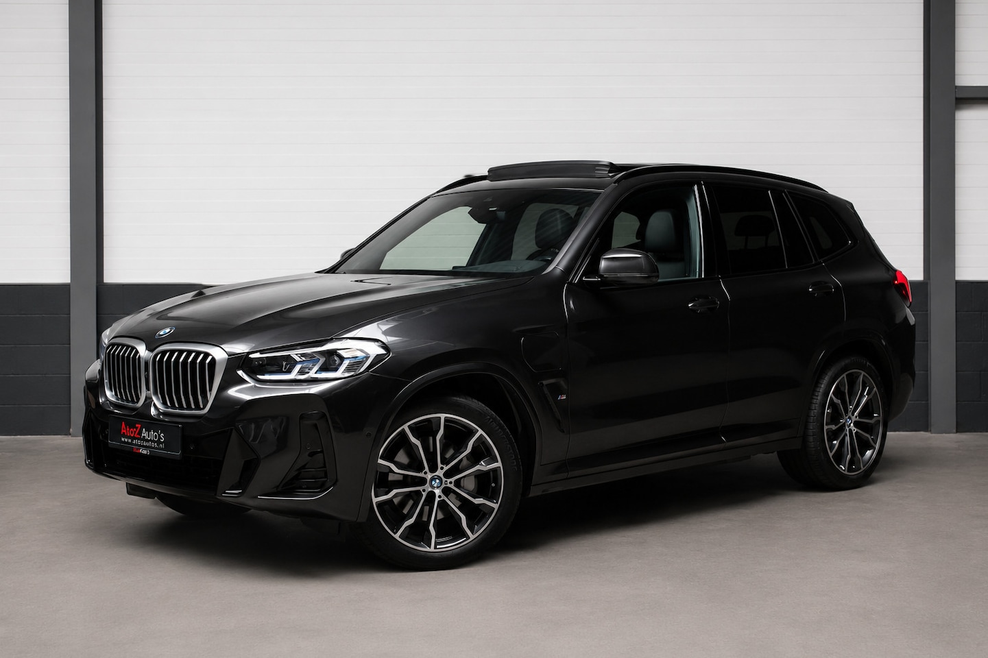 BMW X3 - XDrive30e M-Sport Pano Camera Trekhaak Laser HUD - AutoWereld.nl