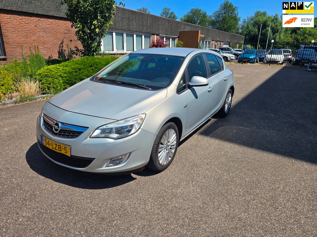 Opel Astra - 1.4 Turbo Edition Airco boekjes nap - AutoWereld.nl