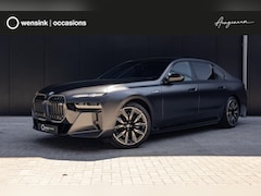 BMW i7 - M70 xDrive 106 kWh | SOH 97% | M-Pakket | Iconic Glow | Sky Lounge | Travel En Comfort Sys