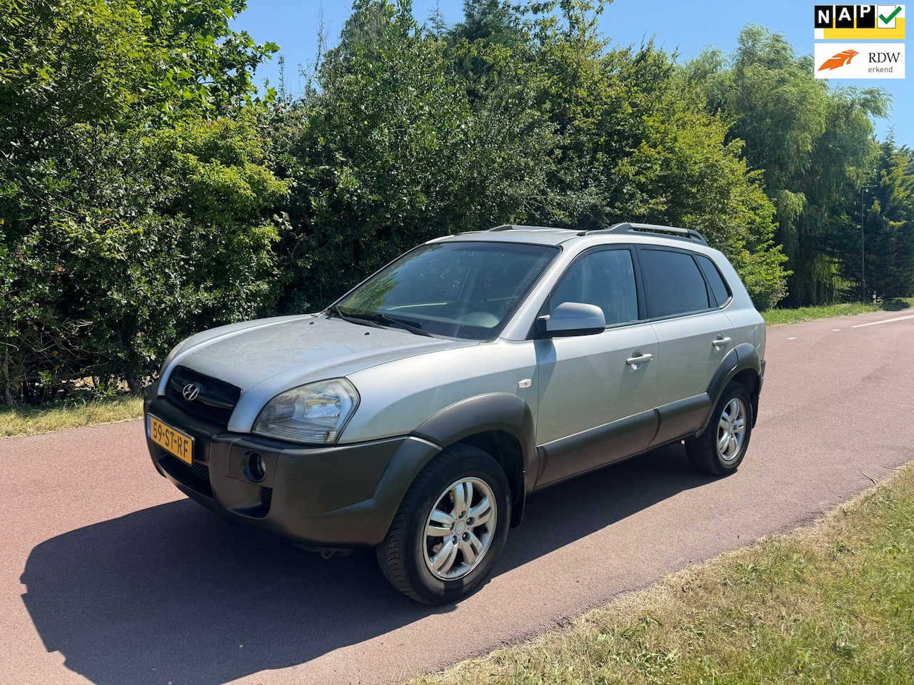 Hyundai Tucson - 2.0i Dynamic|Airco|Trekhaak|Luxe Uitvoering| - AutoWereld.nl