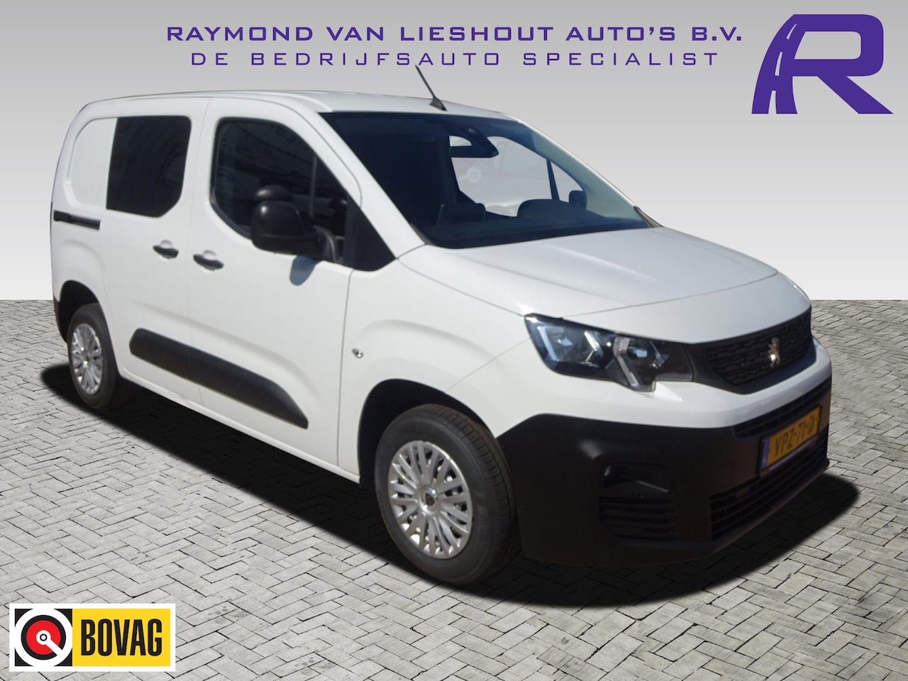Peugeot Partner - 1.2 PureTech Pro BENZINE AIRCO NAVI CRUISE CONTROL PDC SCHUIFDEUR - AutoWereld.nl