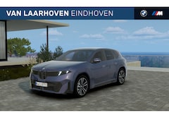 BMW iX3 - 40 eDrive M Sport / Panoramadak / Trekhaak / 3D Head-Up / Parking Assistant Plus / Stuurve
