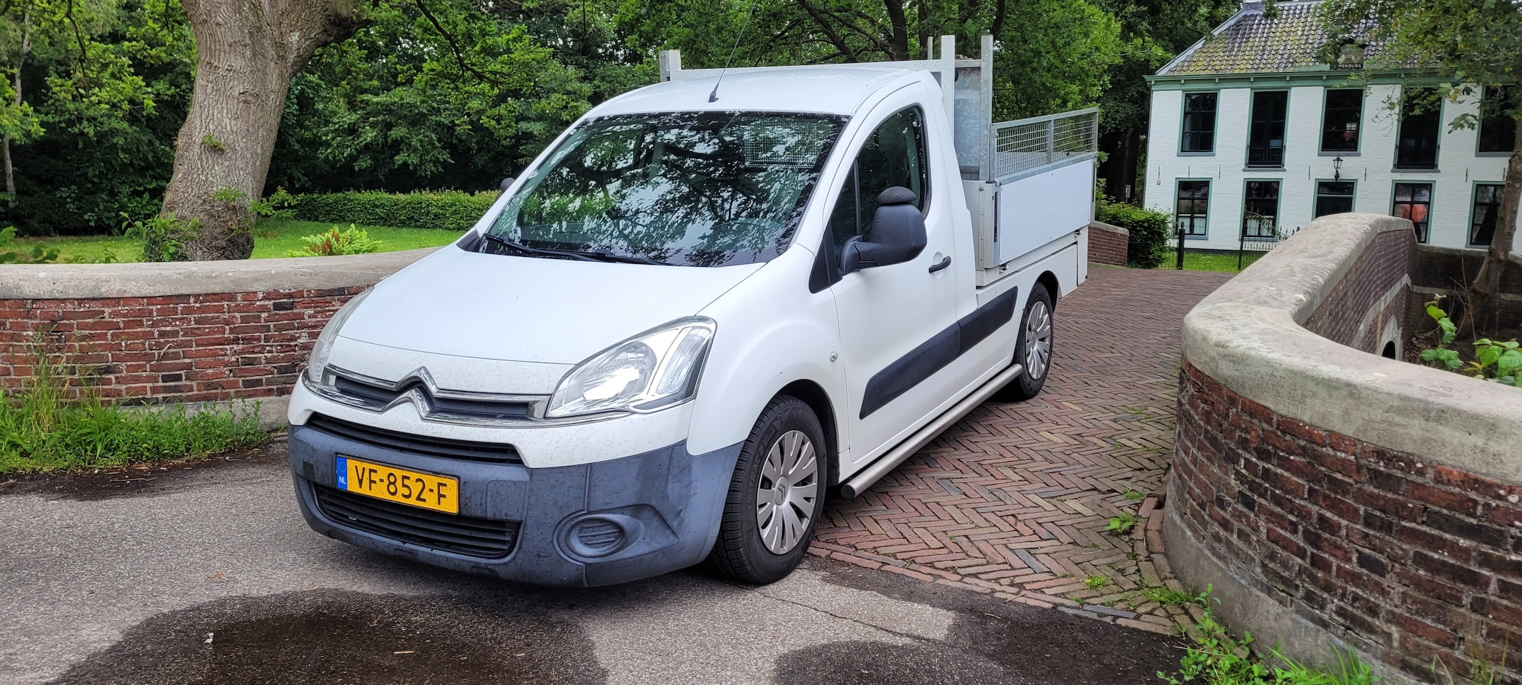 Citroën Berlingo - 1.6 HDI Citroen Berlingo 1.6 HDI-kipper-elektrisch-afst-bed-nw banden - AutoWereld.nl