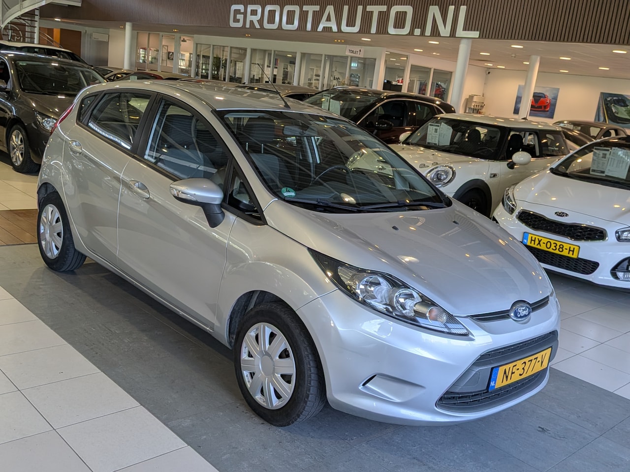 Ford Fiesta - 1.25 Trend Airco, Trekhaak, Stuurbekrachtiging - AutoWereld.nl