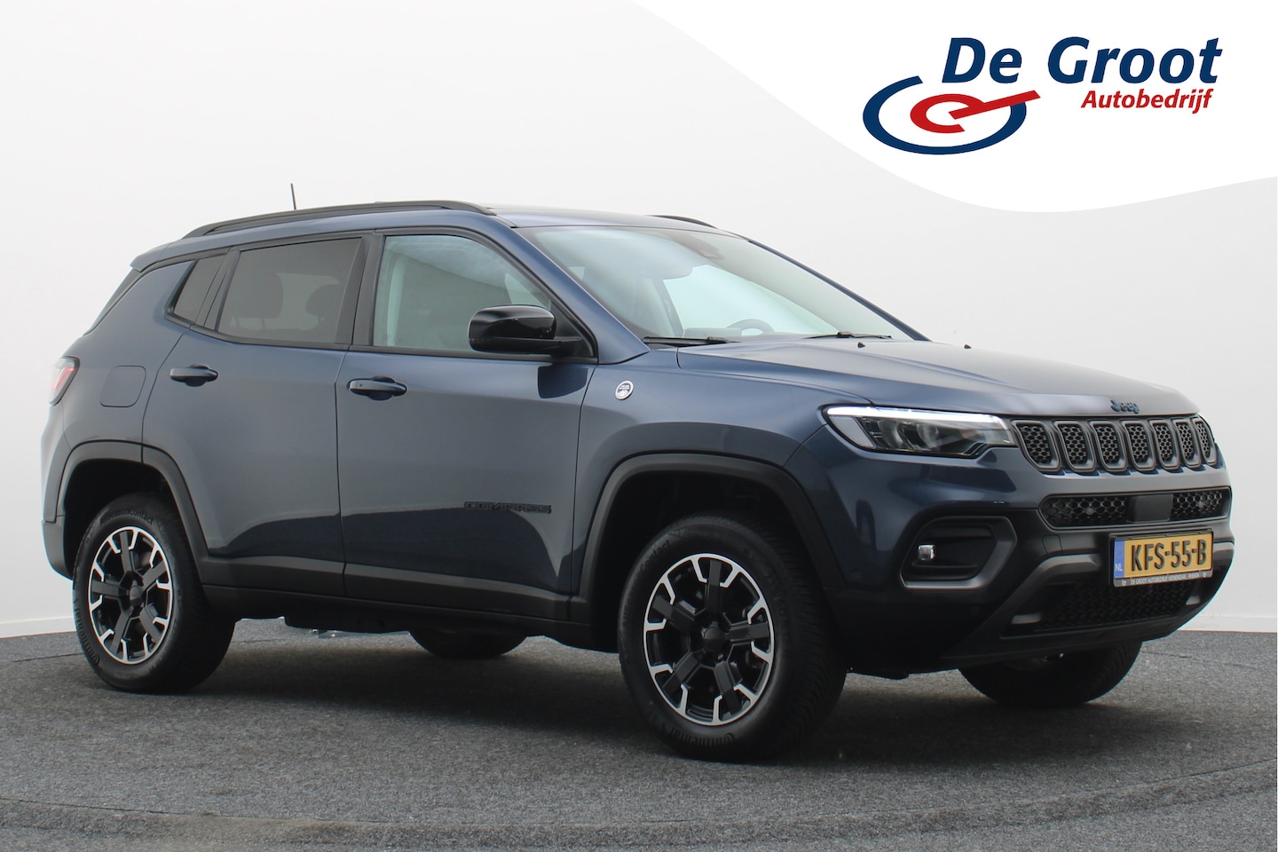 Jeep Compass - 4xe 240 Plug-in Hybrid Electric Trailhawk 4xe 240 Plug-in Hybrid Electric Trailhawk - AutoWereld.nl