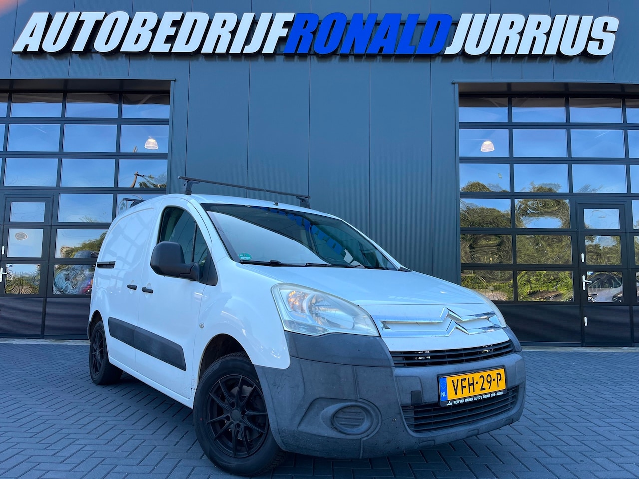 Citroën Berlingo - 1.6 Comfort Marge/Benzine/Trekhaak/Zijschuifdeur/Nieuwe APK - AutoWereld.nl
