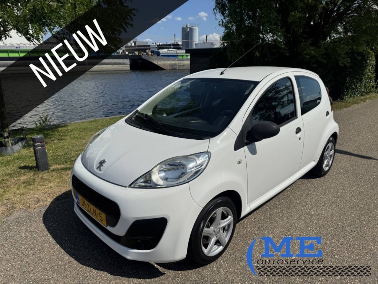 Peugeot 107 - 1.0 Access Accent|Airco |5 deurs - AutoWereld.nl