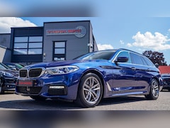BMW 5-serie Touring - 520i High Executive | M-pakket | Panorama | Elektrisch wegklapbare trekhaak | Adaptieve cr