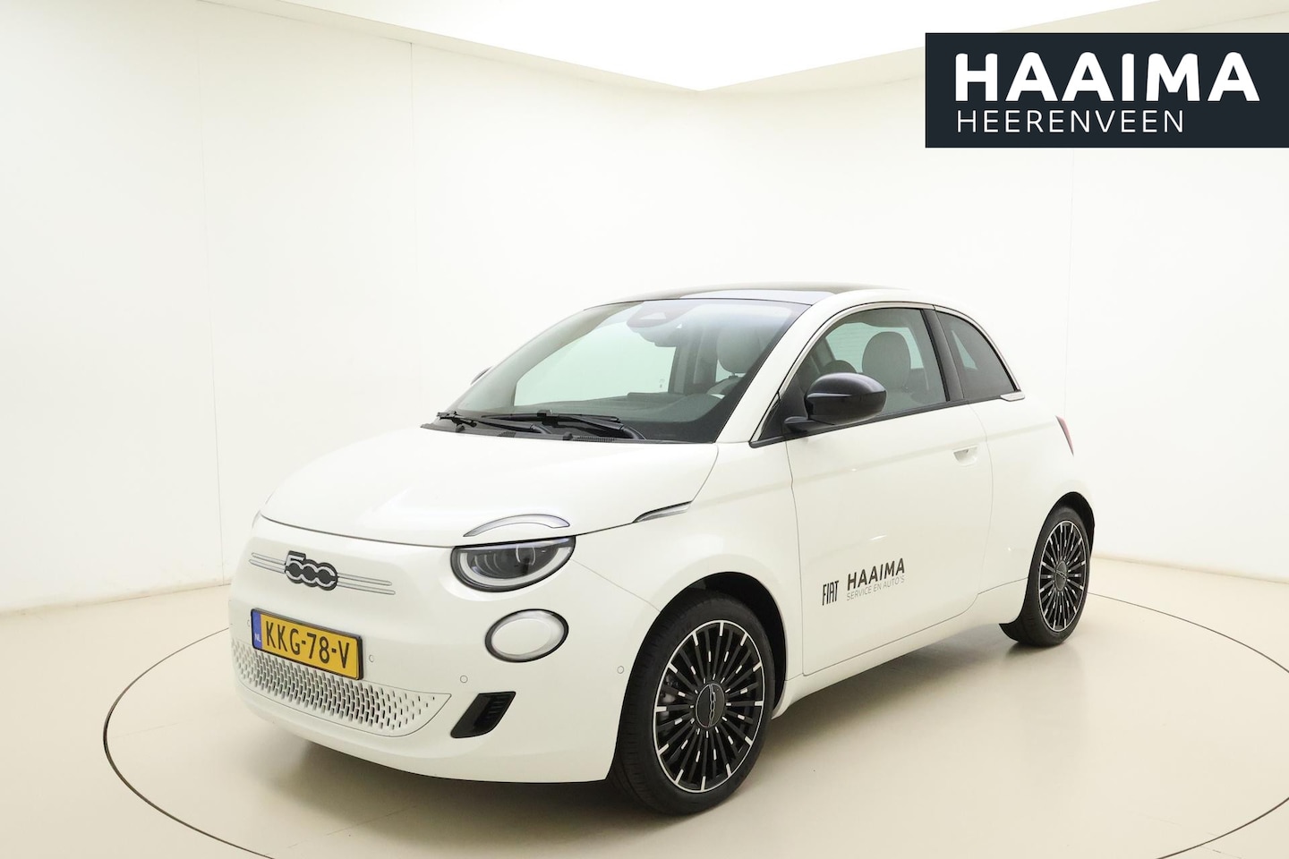 Fiat 500 - Icon 42 kWh | DEMO | Apple Carplay/ Android Auto | Cruise control | Camera | Parkeersensor - AutoWereld.nl