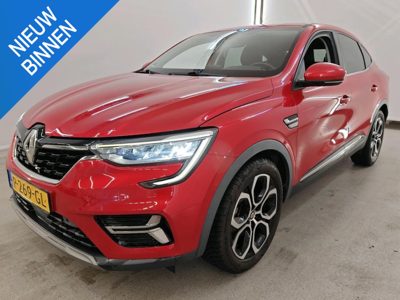 Renault Arkana - 1.6 E-TECH HYBRID 145 INTENS I AUTOMAAT I WINTERPAKKET I P-CAMERA - AutoWereld.nl