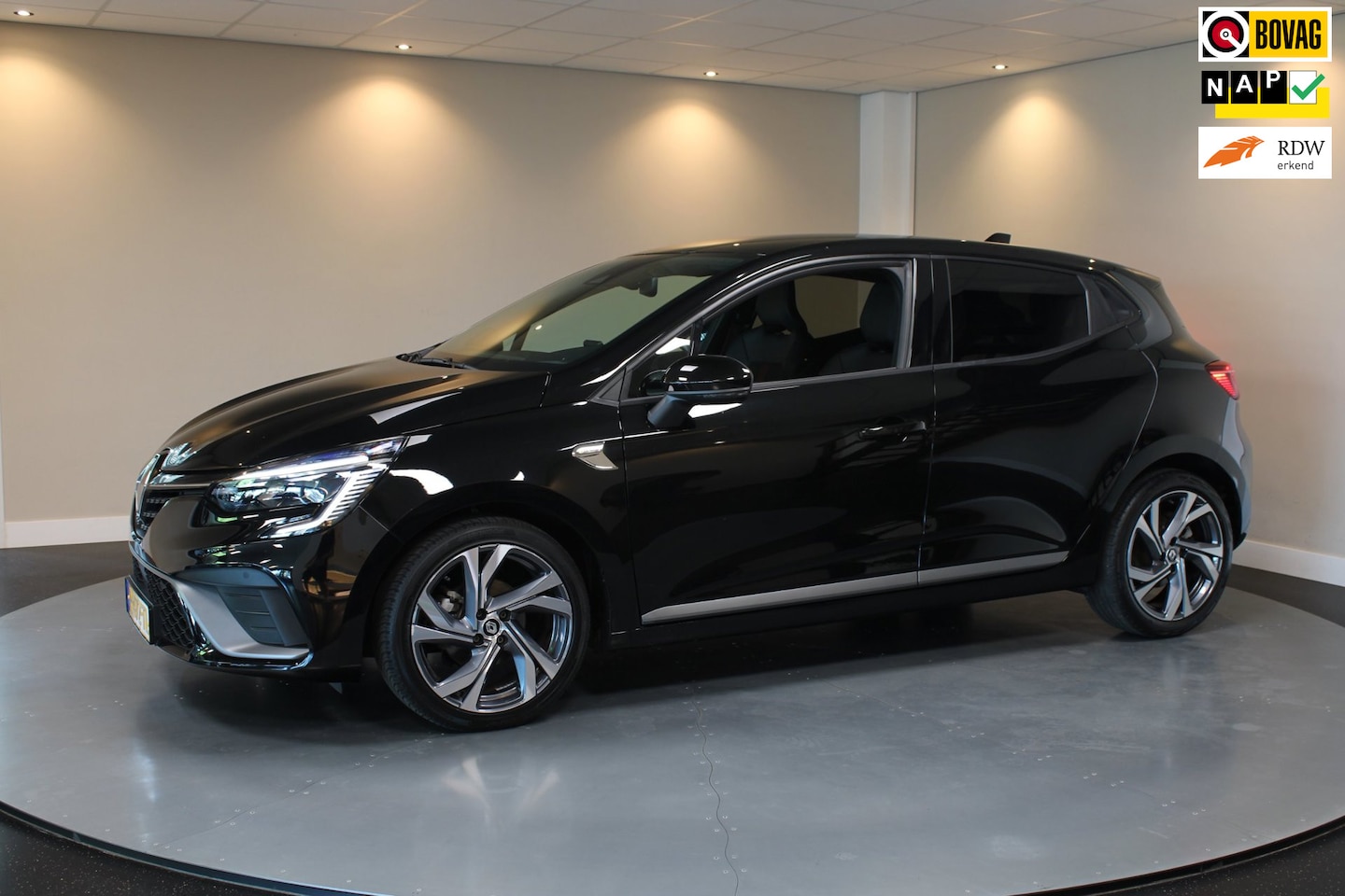 Renault Clio - 1.0 TCe 90 R.S. Line *2de Eigenaar/Dealer OH* Carplay|Camera|Stoelverw.|Keyless|Cruise|Nav - AutoWereld.nl