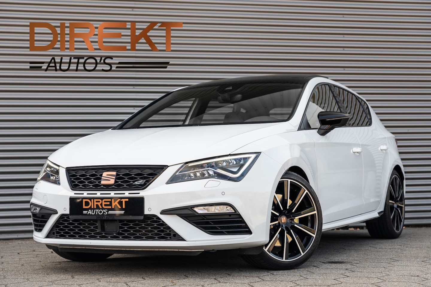 SEAT Leon - 2.0 TSI CUPRA ULTIMATE PANO BEATS KEYLESS CAMERA - AutoWereld.nl