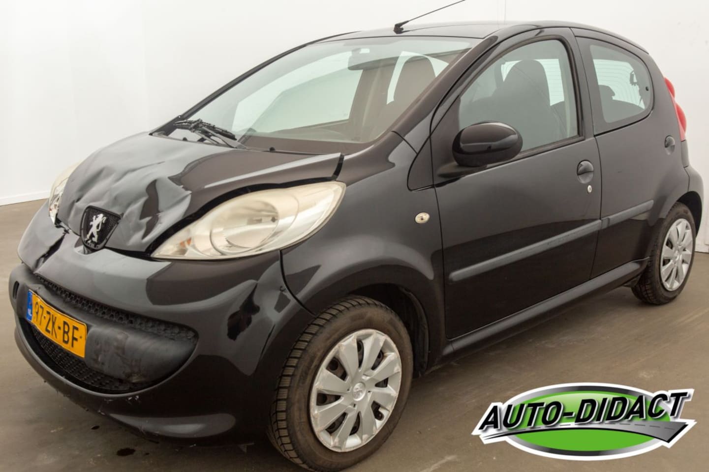 Peugeot 107 - 1.0-12V XS Airco - AutoWereld.nl