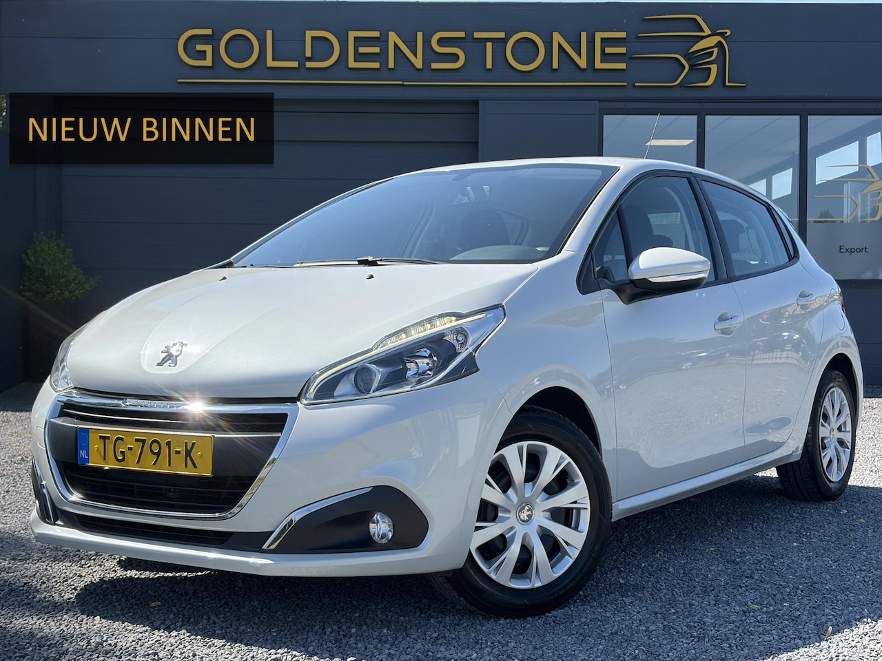 Peugeot 208 - 1.2 PureTech Blue Lion 2e Eigenaar,Navi,Airco,Cruise,Dealer Onderhouden,Pdc,Recent beurt g - AutoWereld.nl