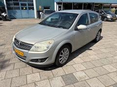Opel Astra - 1.6 Temptation