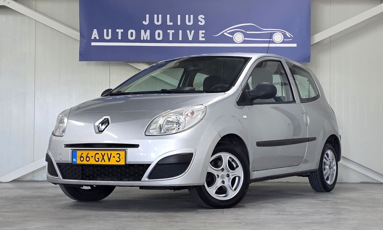 Renault Twingo - 1.2 Authentique Trekhaak Airco LM Nieuwe APK! - AutoWereld.nl