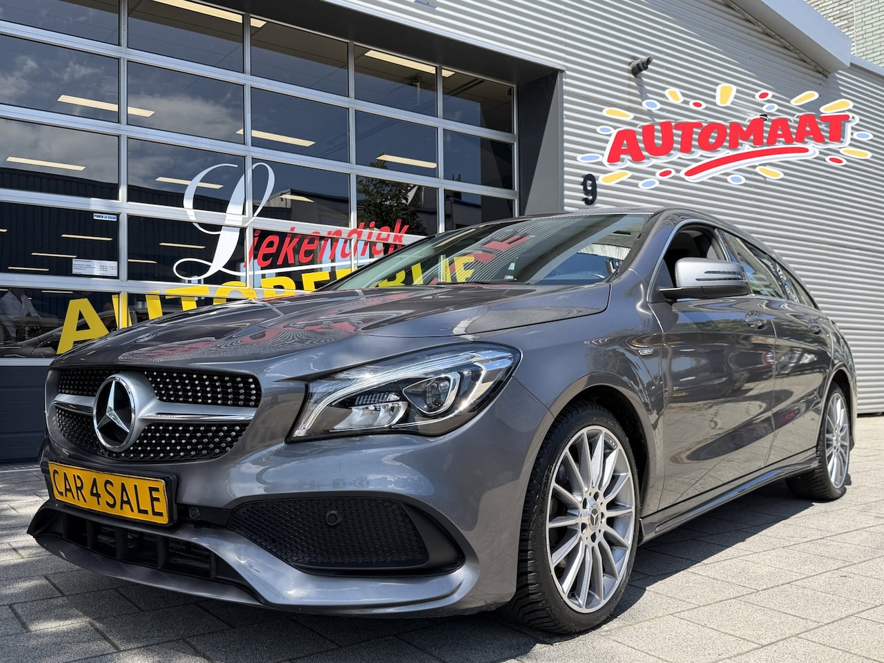 Mercedes-Benz CLA-klasse Shooting Brake - 180 AMG - Automaat I Airco I Sport pakket I LED I PDC I 1/2 Leer I Dealer onderhouden - AutoWereld.nl