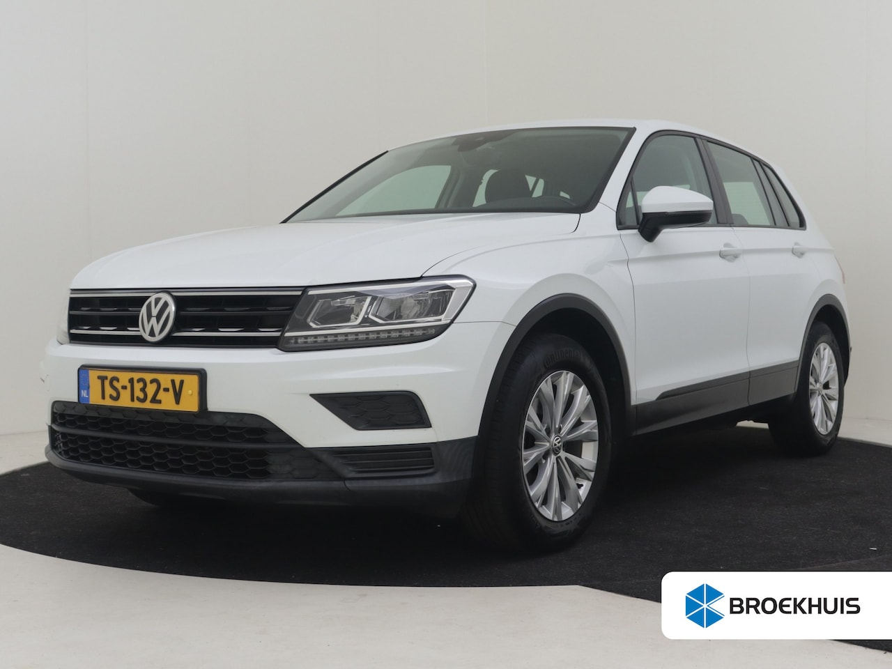Volkswagen Tiguan - 1.4 TSI Trendline 125PK | Tekhaak | Keyless entry/start | Cruise control | Climate control - AutoWereld.nl