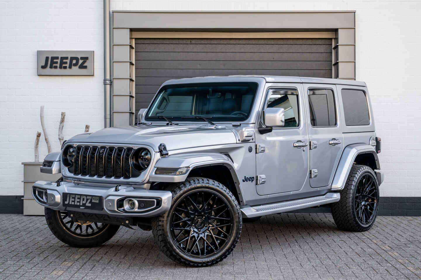 Jeep Wrangler Unlimited - 4xe 380 - Jeepz edition / 22 inch Lmv - AutoWereld.nl