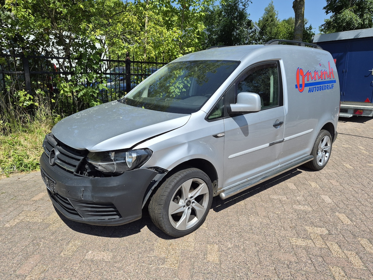 Volkswagen Caddy - 2.0 TDI L1H1 BMT Trendline Voorschade ! - AutoWereld.nl