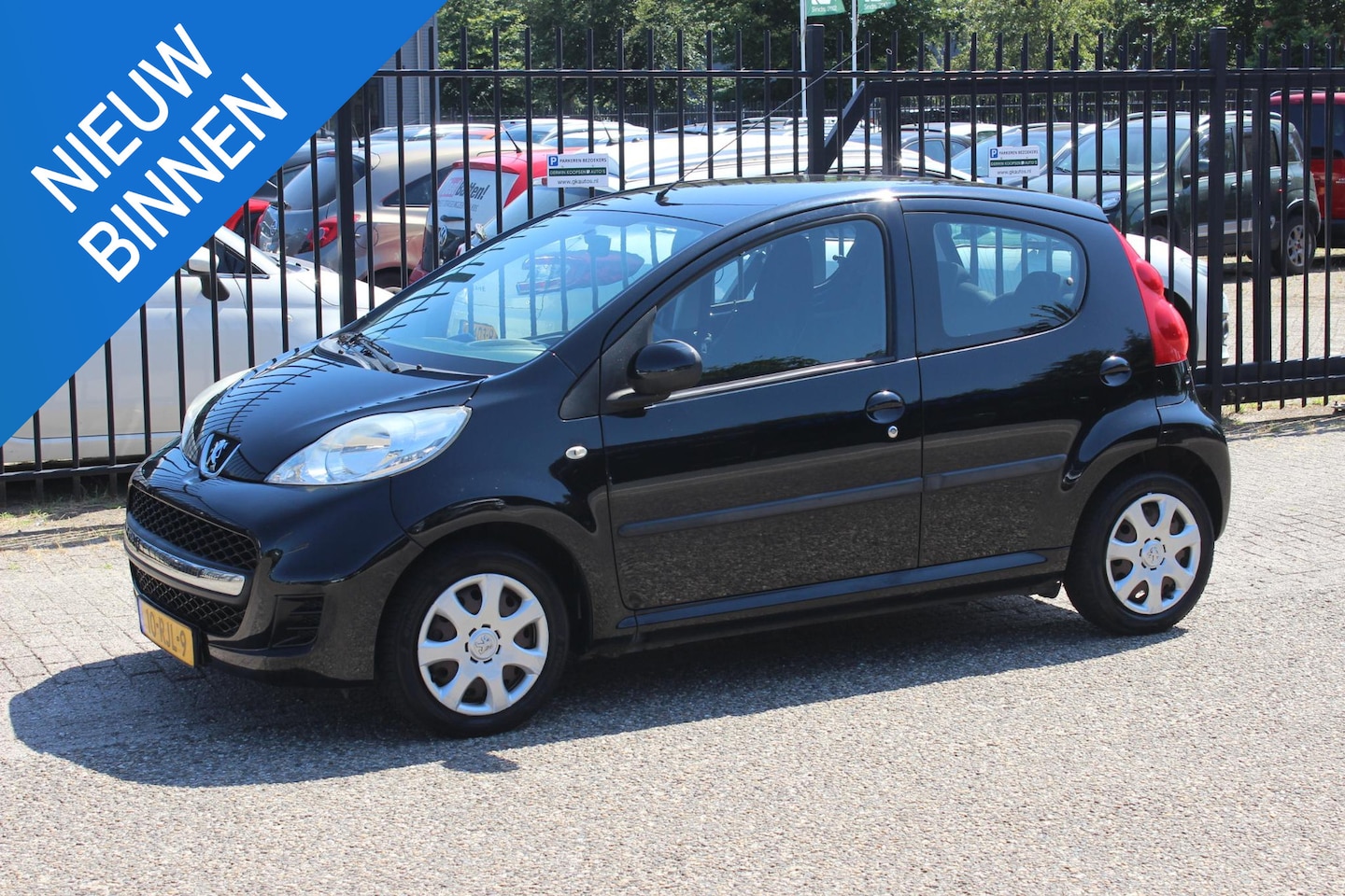 Peugeot 107 - 1.0-12V XS 1.0-12V XS, 5-deurs, Airco! - AutoWereld.nl