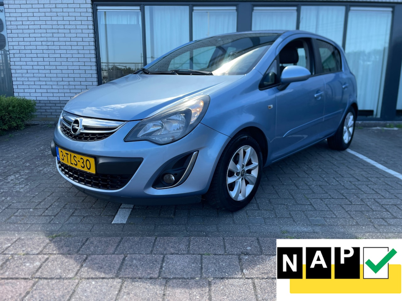 Opel Corsa - 1.2 Edition LPG G3 Onder Bouw Cruis - AutoWereld.nl