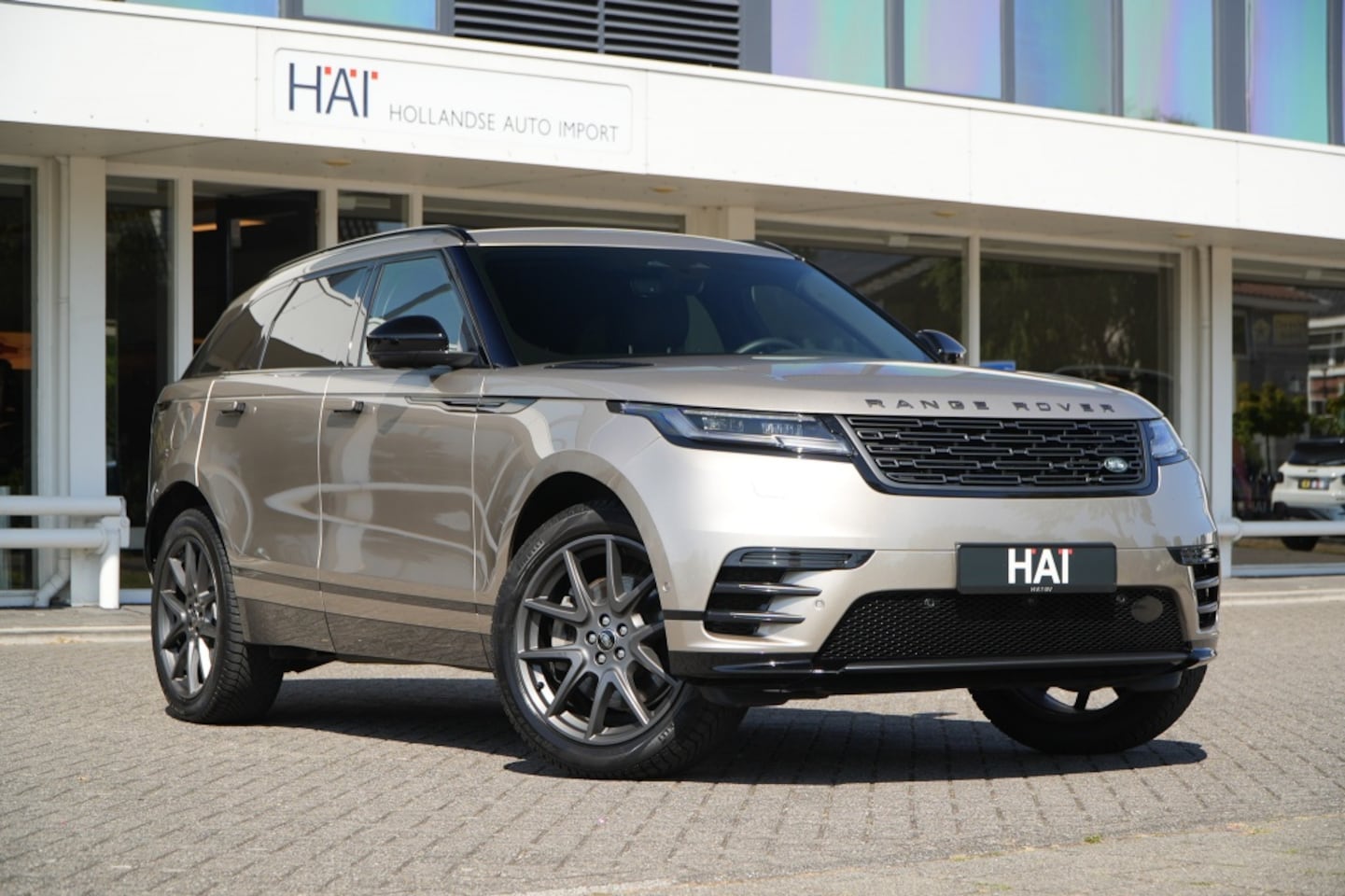 Land Rover Range Rover Velar - 2.0 P400e AWD Dynamic SE I ACC I 5 jaar fabrieks garantie I - AutoWereld.nl