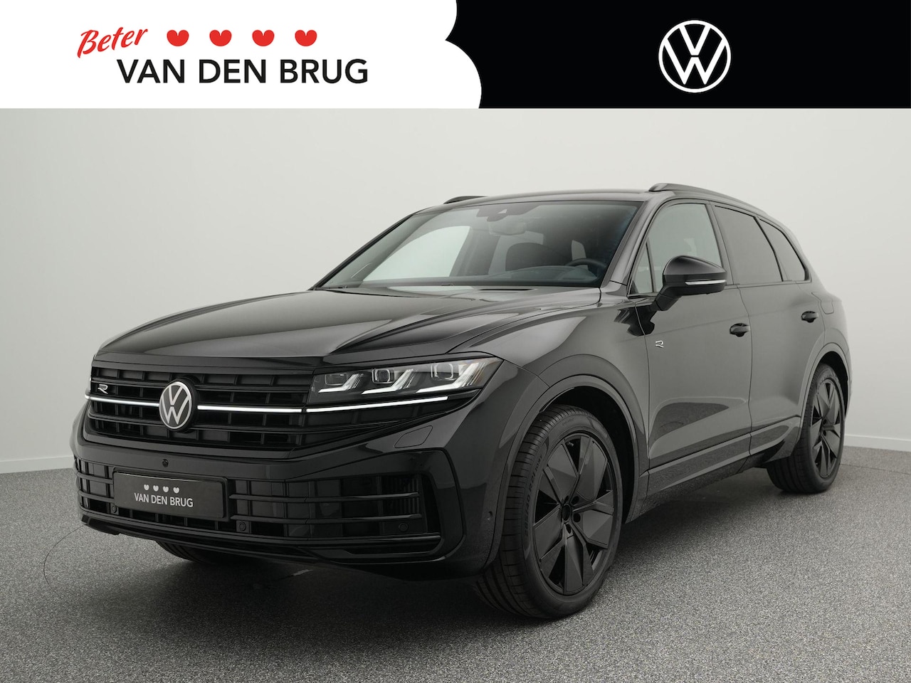 Volkswagen Touareg - 3.0 R TSi 462 PK eHybrid 4MOTION | LED Matrix IQ | Leder | Trekhaak 3500 Trekgewicht | Hea - AutoWereld.nl