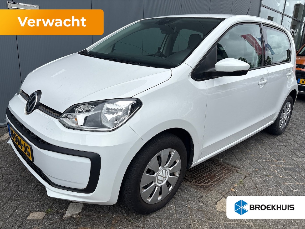 Volkswagen Up! - 1.0 BMT take | Airco | Cruise controle | Parkeersensoren | Bestuurdersstoel in hoogte vers - AutoWereld.nl