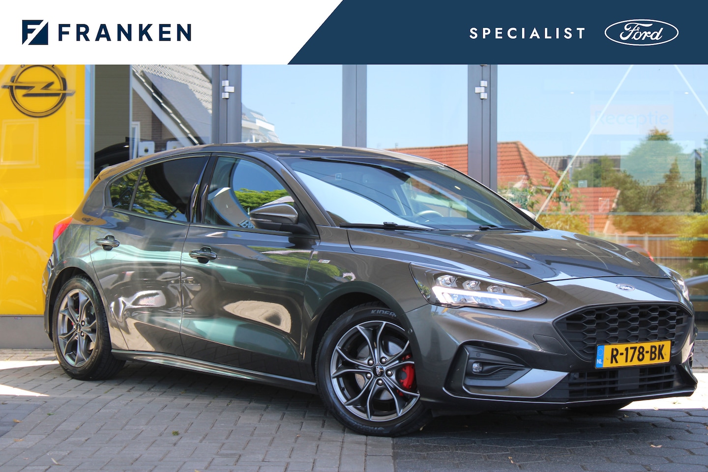 Ford Focus - 1.0 EcoBoost ST Line | Trekhaak | Winterpack | Adaptieve cruise - AutoWereld.nl